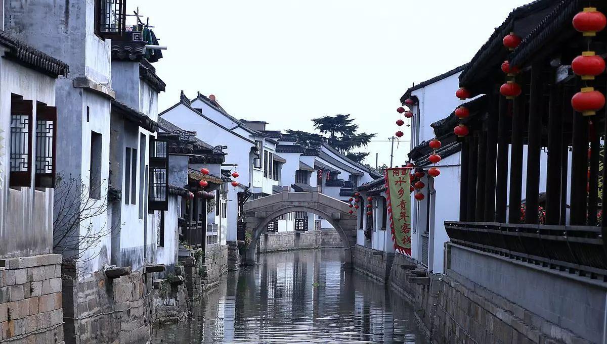 寒风中的守护者——交警蜀黍在行动